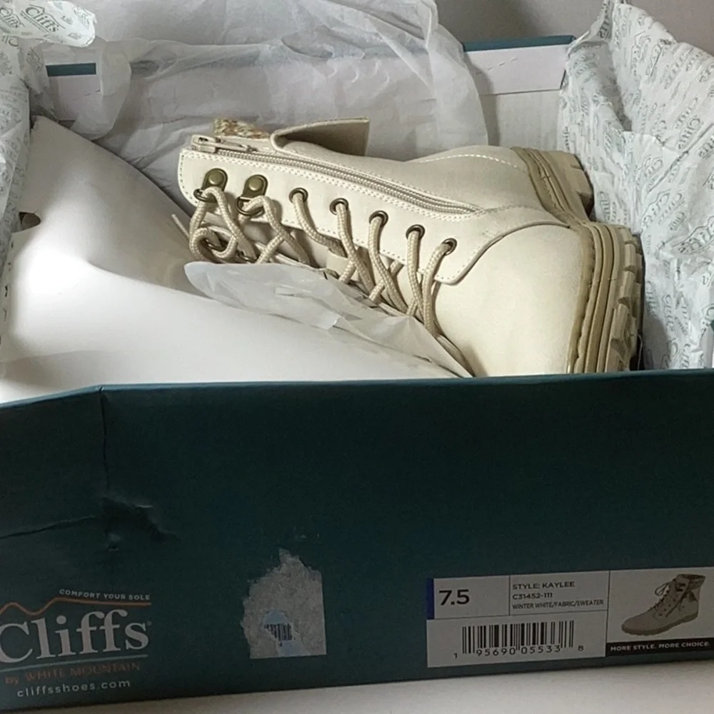 Cliffs By White Mountain Hope Bootie